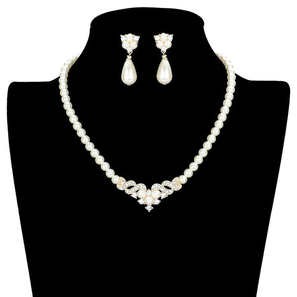 Cream Gold Crystal Accented Pearl Collar Necklace. These gorgeous Crystal pieces will show your class in any special occasion. The elegance of these pearl Collar necklace goes unmatched, great for wearing at a party! Perfect for adding just the right amount of shimmer & shine and a touch of class to special events. Perfect jewelry to enhance your look. Awesome gift for birthday, Anniversary, Valentine’s Day or any special occasion.