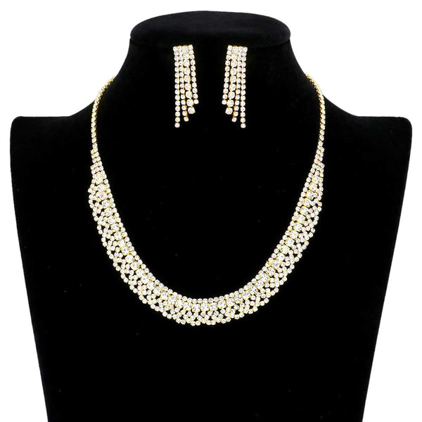 Gold Trendy Crystal Rhinestone Pave Necklace, get ready with this crystal rhinestone necklace to receive the best compliments on any special occasion. This classy rhinestone necklace is perfect for parties, weddings, and evenings. Awesome gift for birthdays, anniversaries, Valentine’s Day, or any special occasion.