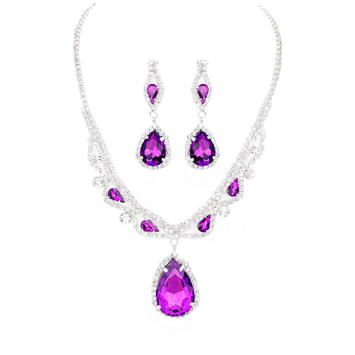 Purple Teardrop Crystal Rhinestone Collar Evening Necklace. These gorgeous Crystal Rhinestone pieces will show your class in any special occasion. The elegance of these Crystal Rhinestone goes unmatched, great for wearing at a party! Perfect jewelry to enhance your look. Awesome gift for birthday, Anniversary, Valentine’s Day or any special occasion.