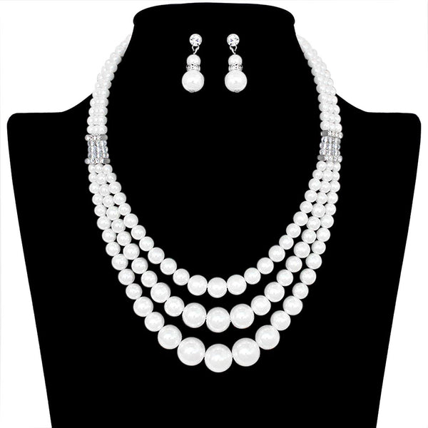 White Trendy Pearl Necklace, get ready with this pearl necklace to receive the best compliments on any special occasion. Put on a pop of color to complete your ensemble and make you stand out on special occasions. Awesome gift for birthdays, anniversaries, Valentine’s Day, or any special occasion.